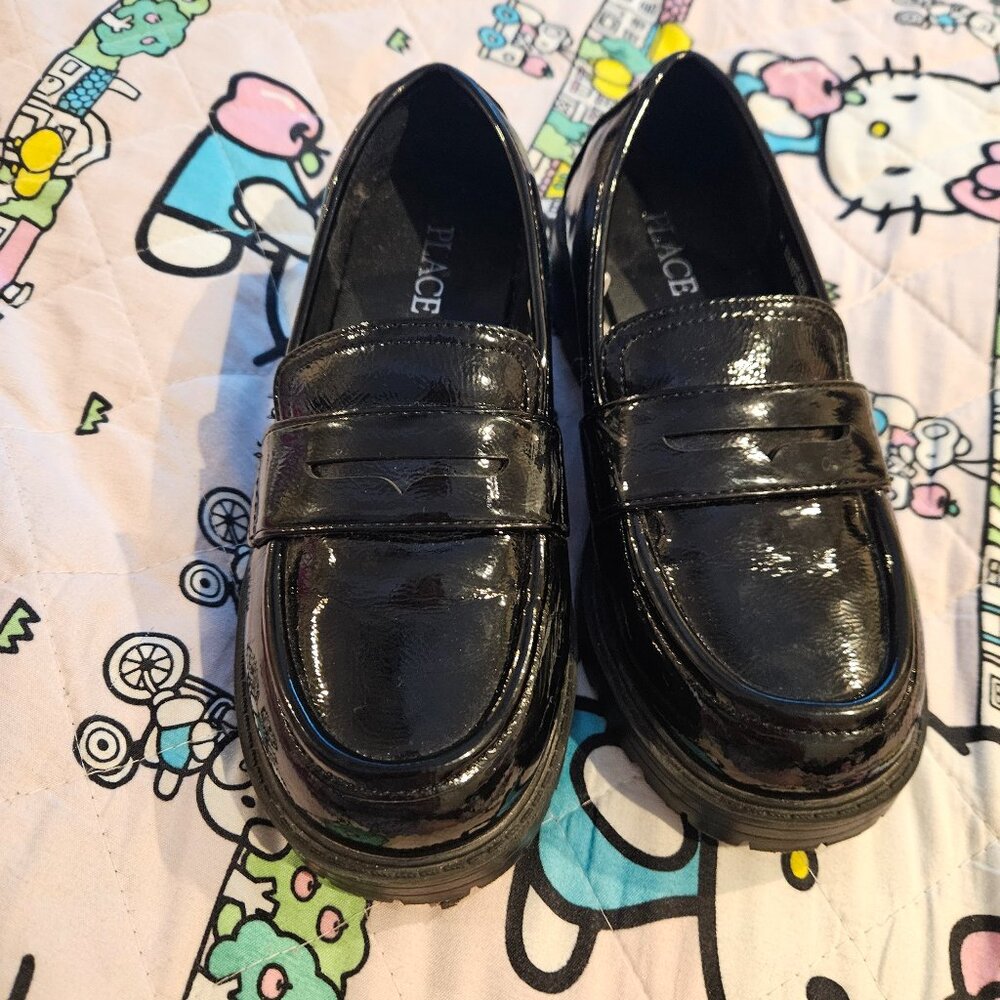 Girls Used The children place Loafers Size 2